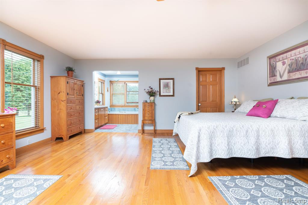 5311 E SHERWOOD Road, Webberville, MI 48892 — Photo 14