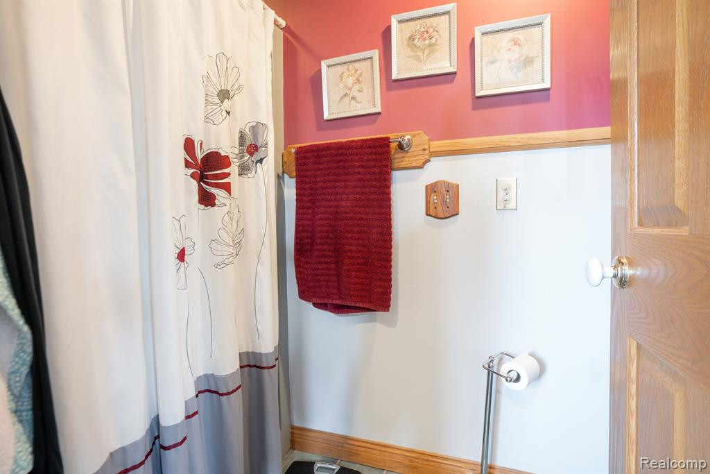 5311 E SHERWOOD Road, Webberville, MI 48892 — Photo 16