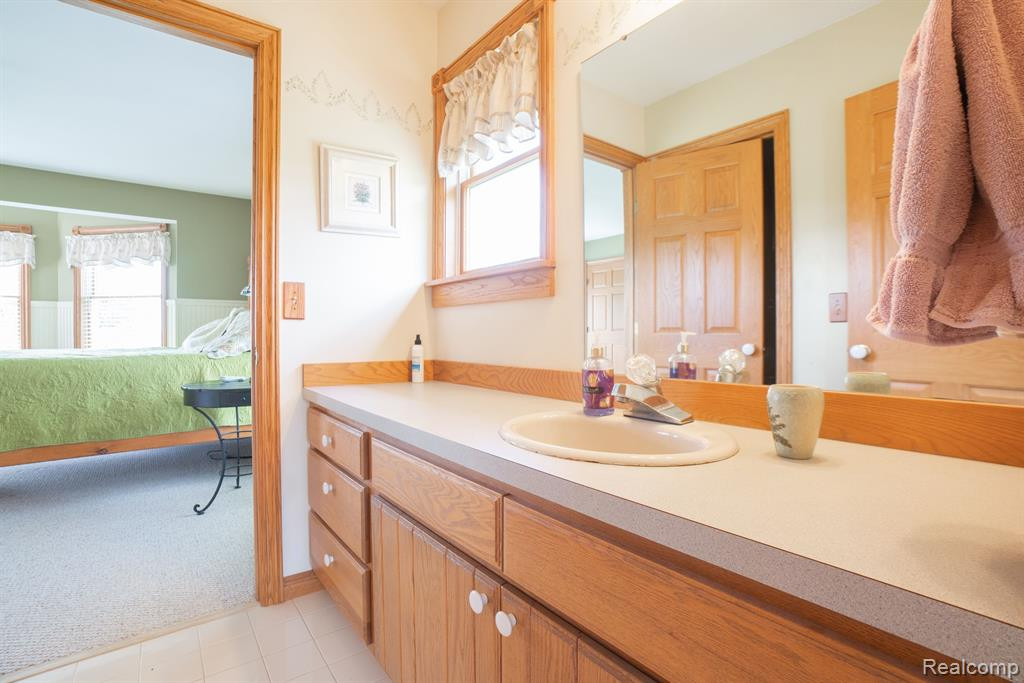 5311 E SHERWOOD Road, Webberville, MI 48892 — Photo 18