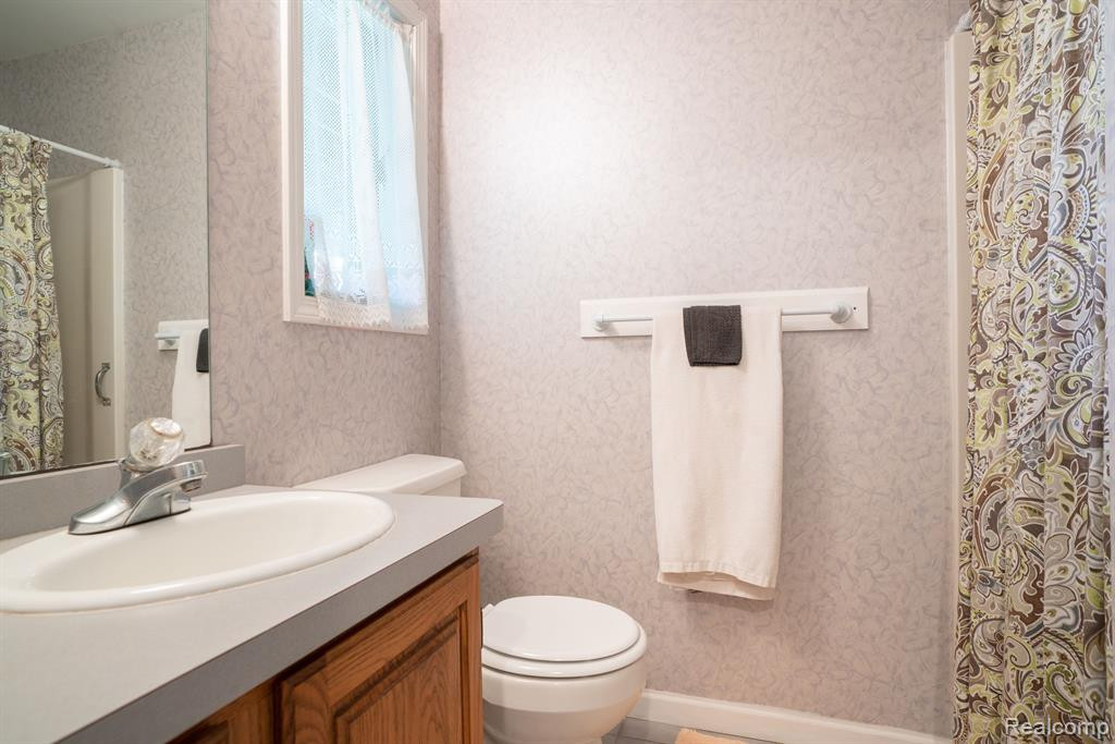 5311 E SHERWOOD Road, Webberville, MI 48892 — Photo 26
