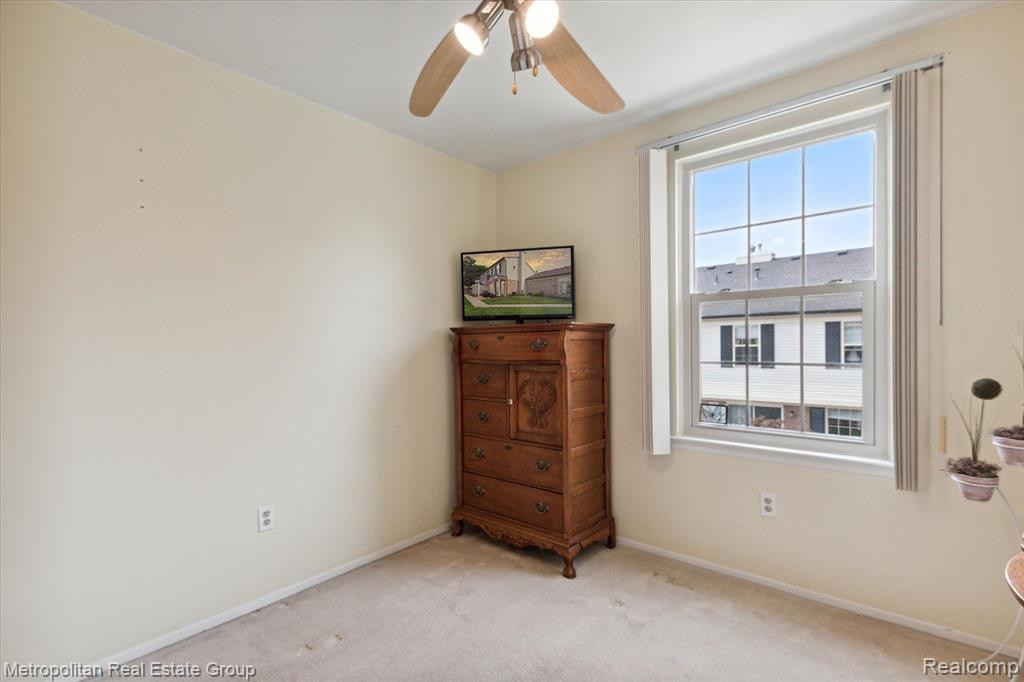 1516 DOVER Hill S, Walled Lake, MI 48390 — Photo 25