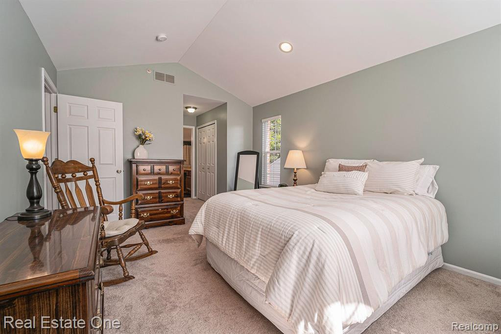 18206 ADRI Circle, 128, Walled Lake, MI 48390 — Photo 11
