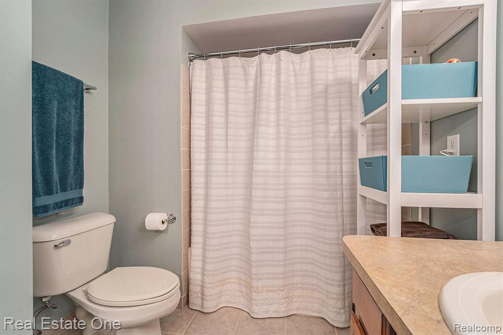 18206 ADRI Circle, 128, Walled Lake, MI 48390 — Photo 14