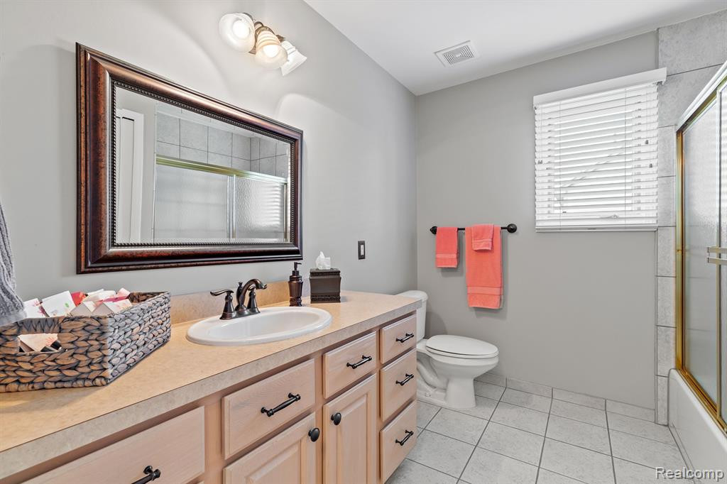 7029 POPPLETON Road, Canton, MI 48187 — Photo 26