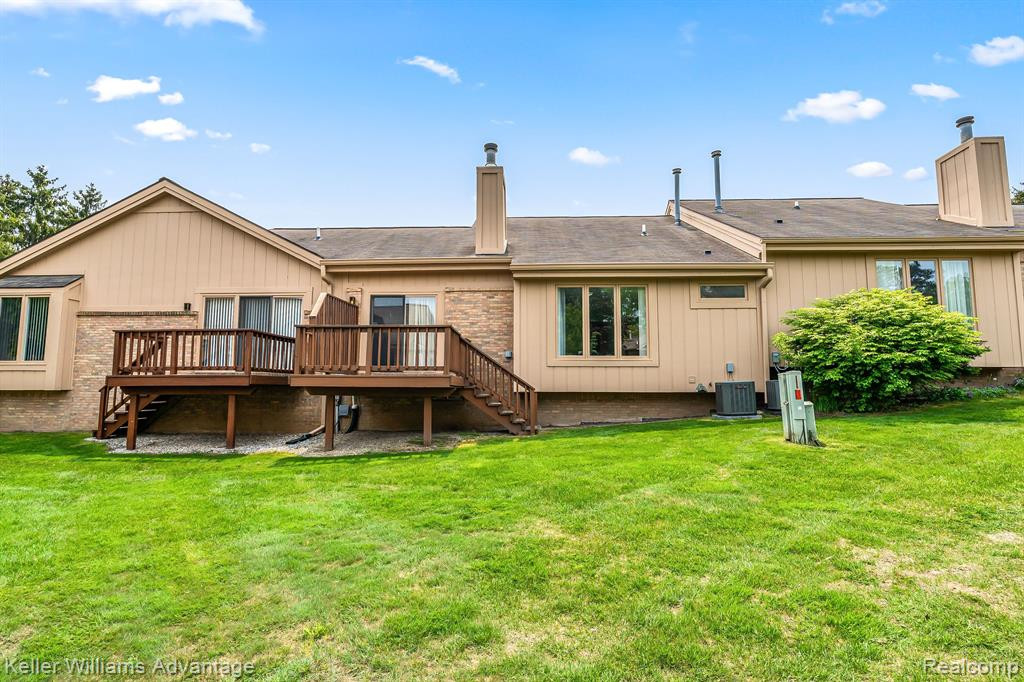 35036 RED PINE Drive, Farmington Hills, MI 48335 — Photo 20