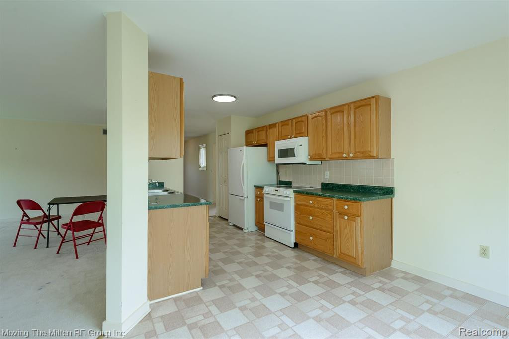 582 LANCASTER Court, Saline, MI 48176 — Photo 22