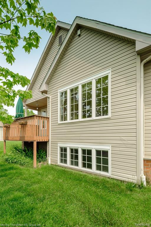 582 LANCASTER Court, Saline, MI 48176 — Photo 49