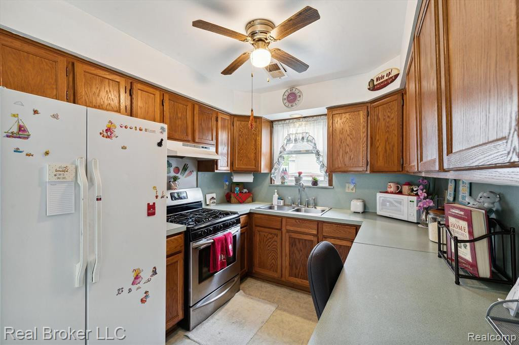 12768 HORAN Street, Carleton, MI 48117 — Photo 13