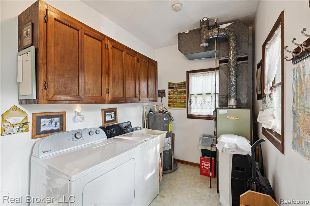 12768 HORAN Street, Carleton, MI 48117 — Photo 17