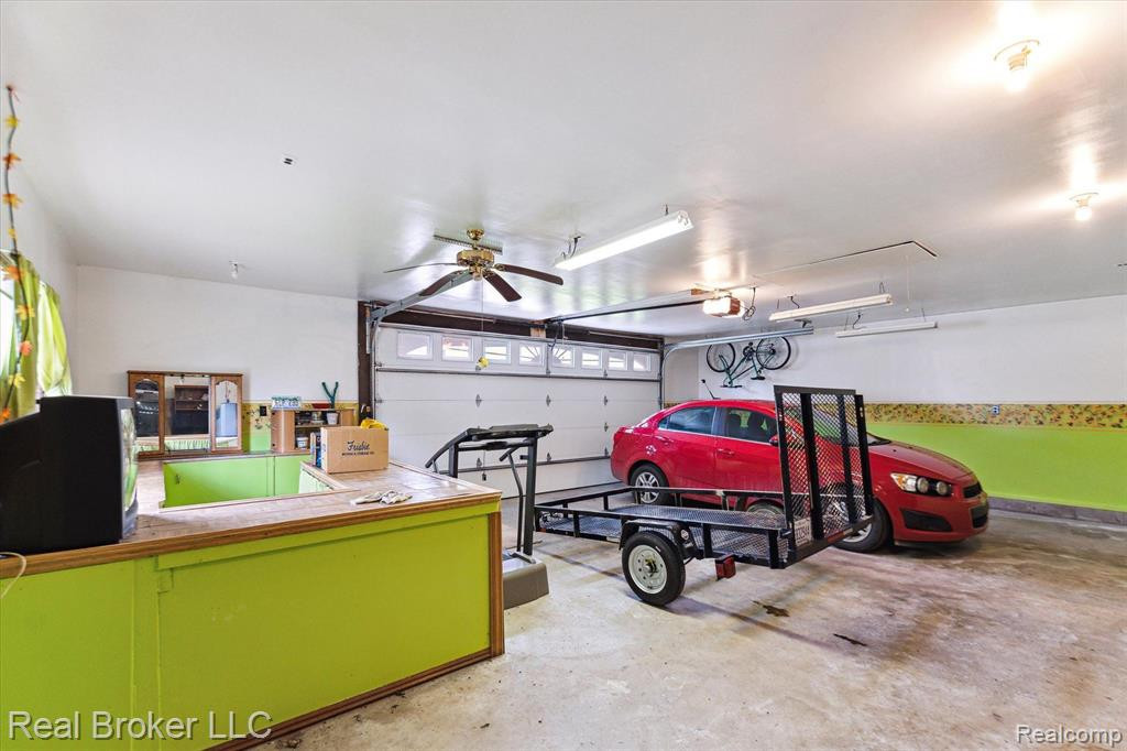 12768 HORAN Street, Carleton, MI 48117 — Photo 19
