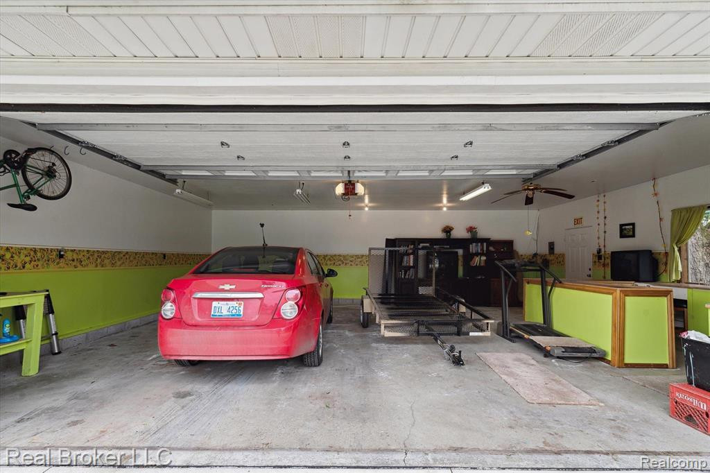 12768 HORAN Street, Carleton, MI 48117 — Photo 24