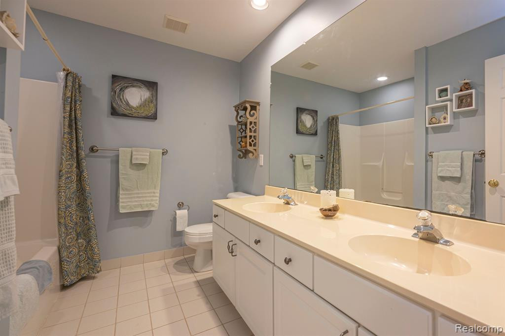 7633 Quail Ridge Drive, Dexter, MI 48130 — Photo 33