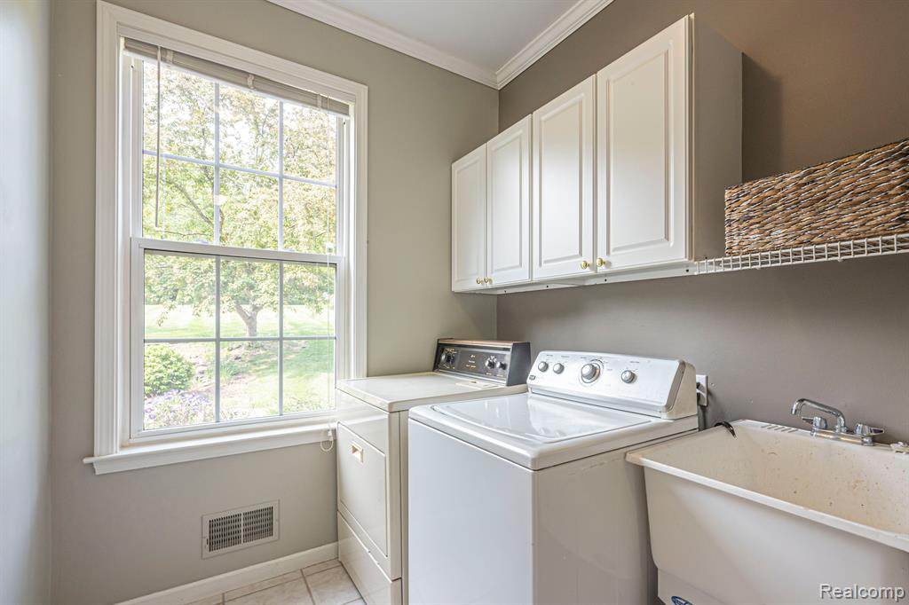 7633 Quail Ridge Drive, Dexter, MI 48130 — Photo 34
