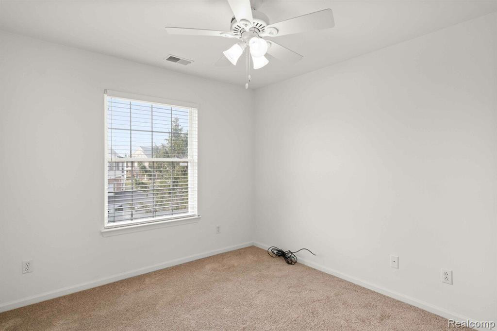 1138 RIAL LAKE Drive, Howell, MI 48843 — Photo 12