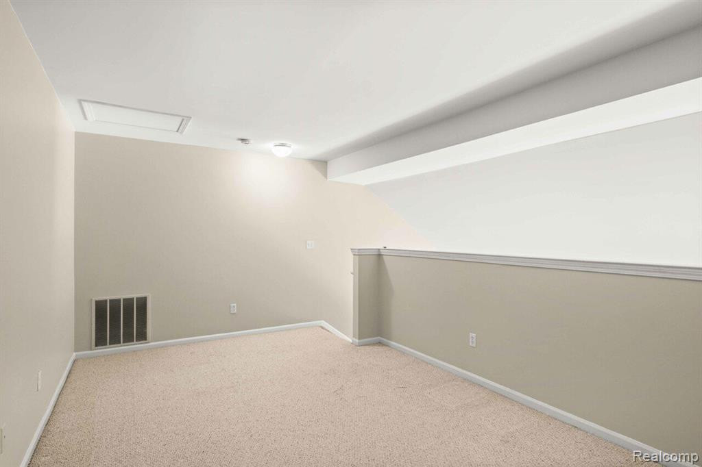 1138 RIAL LAKE Drive, Howell, MI 48843 — Photo 13