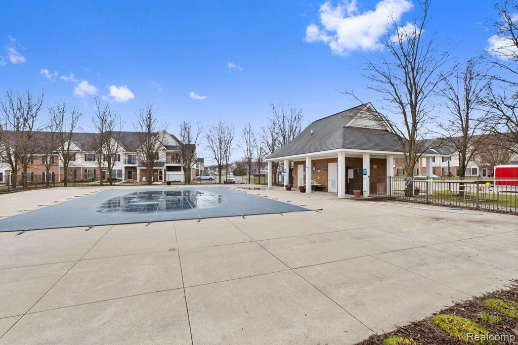 1138 RIAL LAKE Drive, Howell, MI 48843 — Photo 16