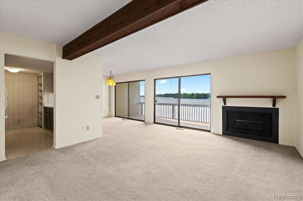 800 CLIFFS Drive, 107F, Ypsilanti, MI 48198 — Photo 4