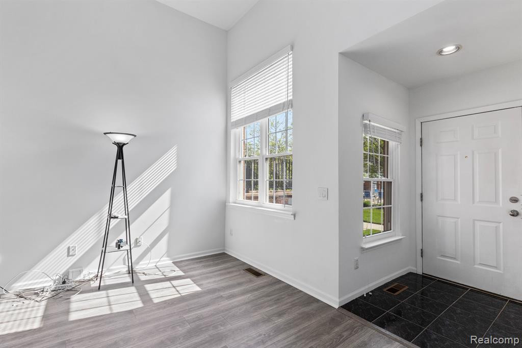 1911 Campau Farms Circle, Detroit, MI 48207 — Photo 3
