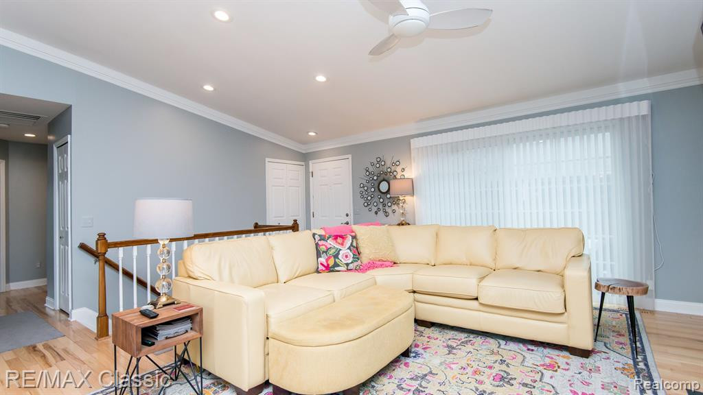 22068 EDGEWATER, 140, Novi, MI — Photo 13