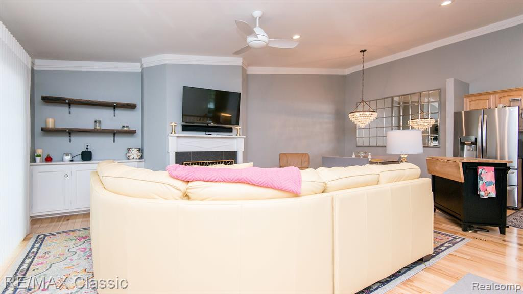 22068 EDGEWATER, 140, Novi, MI — Photo 14