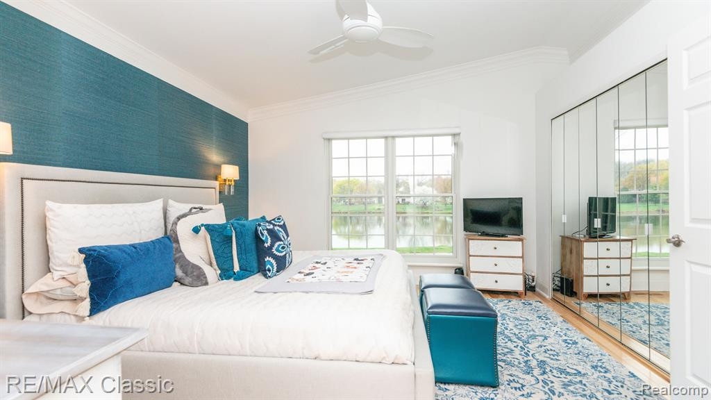 22068 EDGEWATER, 140, Novi, MI — Photo 22