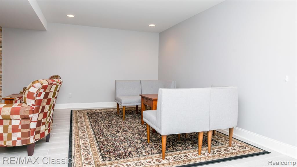22068 EDGEWATER, 140, Novi, MI — Photo 39