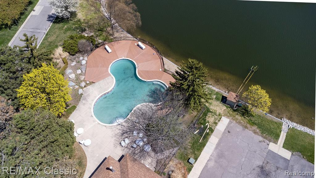 22068 EDGEWATER, 140, Novi, MI — Photo 66