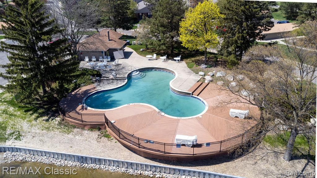 22068 EDGEWATER, 140, Novi, MI — Photo 67