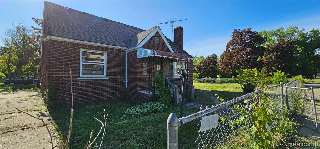 8410 CARRIE Street, Detroit, MI 48211 — Photo 25