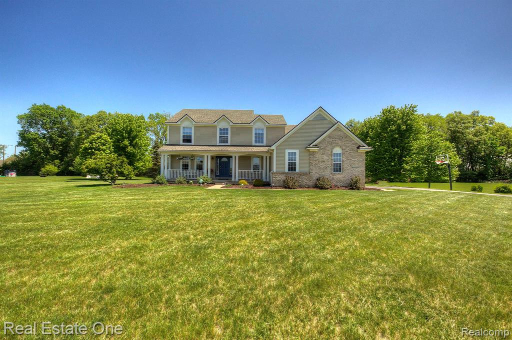 3042 Sandhill Drive, Dexter, MI 48130 — Photo 2