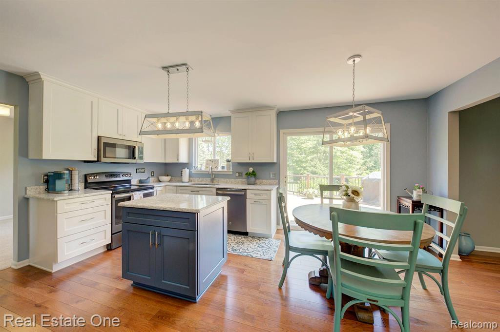 3042 Sandhill Drive, Dexter, MI 48130 — Photo 36