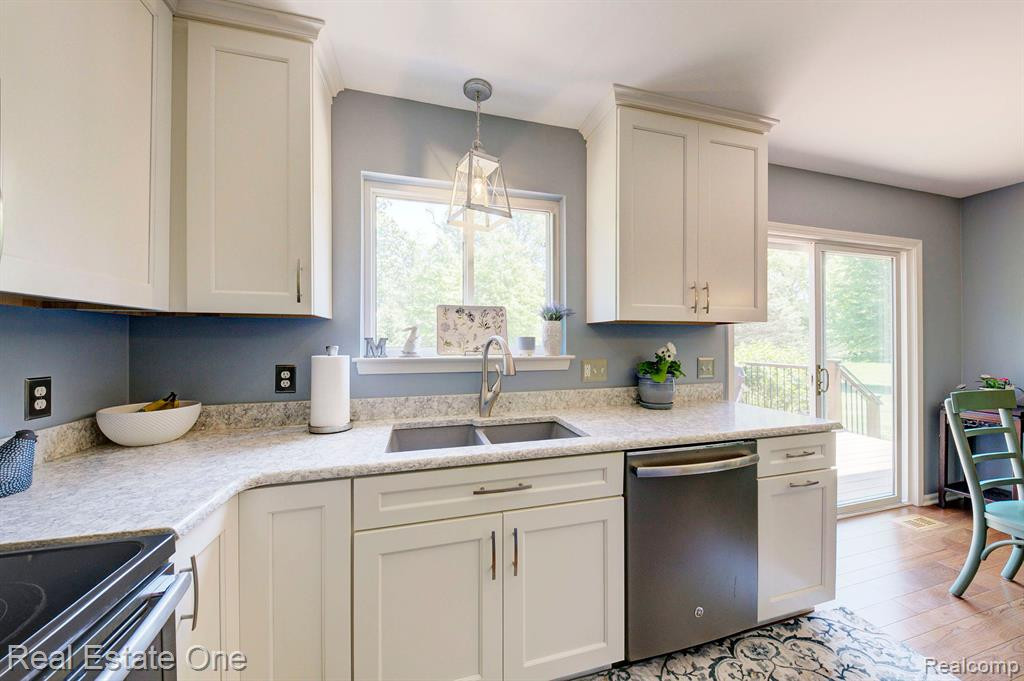 3042 Sandhill Drive, Dexter, MI 48130 — Photo 38