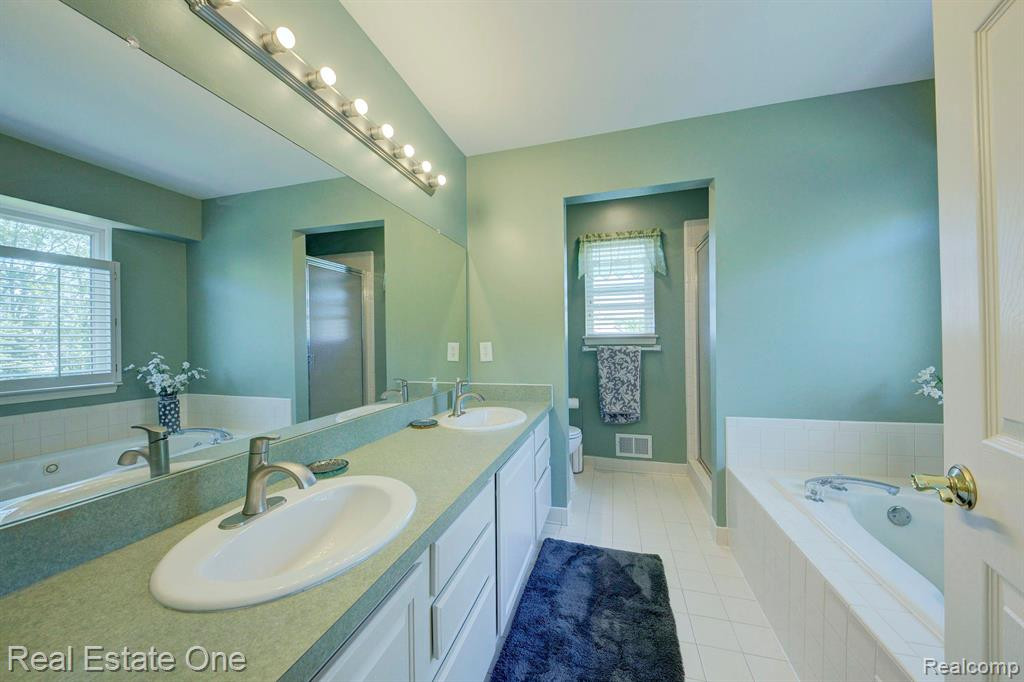 3042 Sandhill Drive, Dexter, MI 48130 — Photo 62
