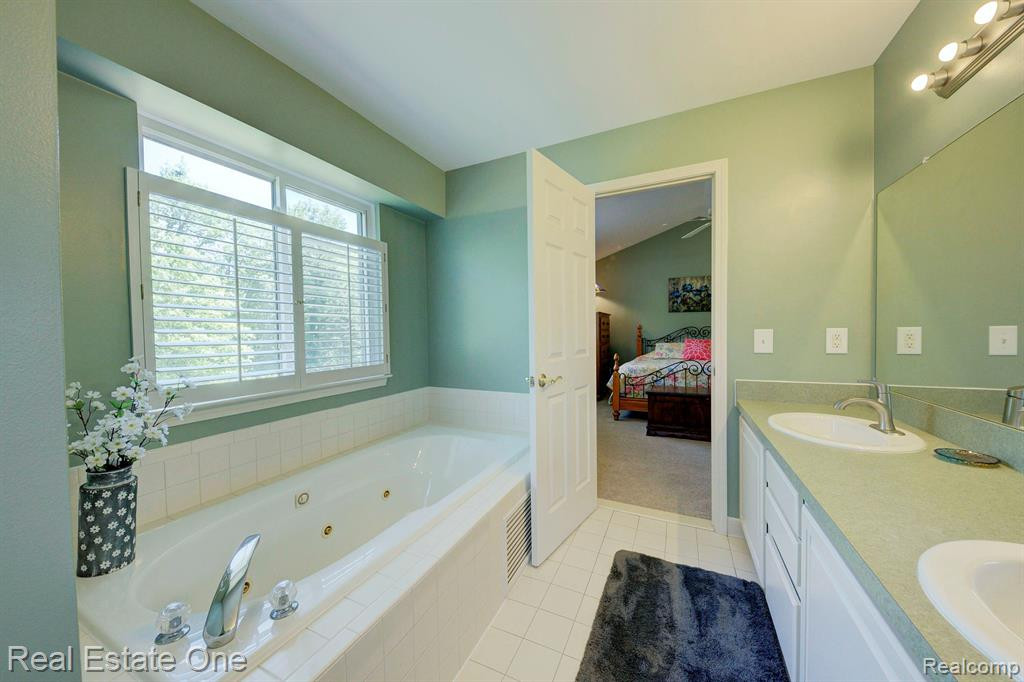 3042 Sandhill Drive, Dexter, MI 48130 — Photo 63