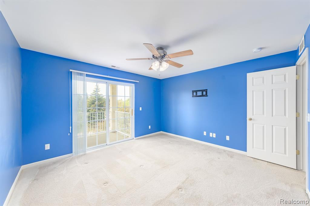 2102 Trailway Court, Commerce Twp, MI 48390 — Photo 17