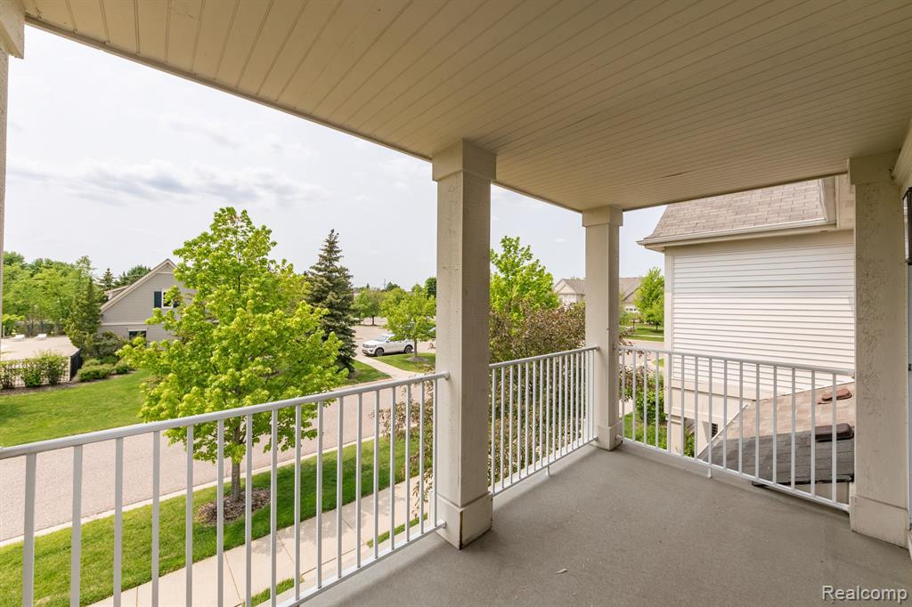 2102 Trailway Court, Commerce Twp, MI 48390 — Photo 18