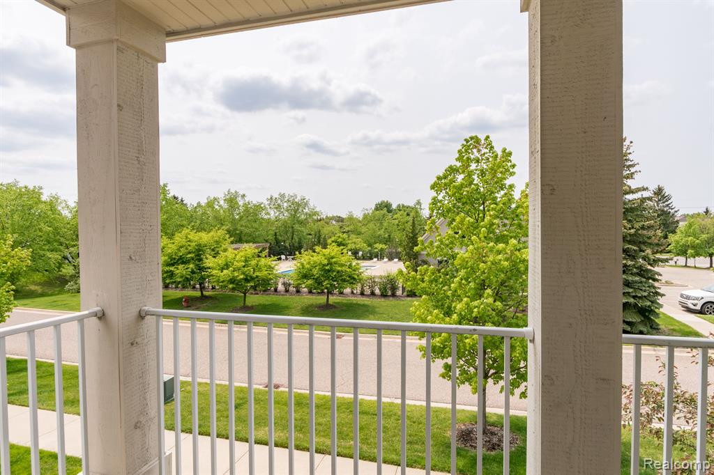 2102 Trailway Court, Commerce Twp, MI 48390 — Photo 20