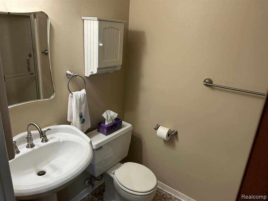 1700 MONTICELLO Street, 1, Trenton, MI 48183 — Photo 5