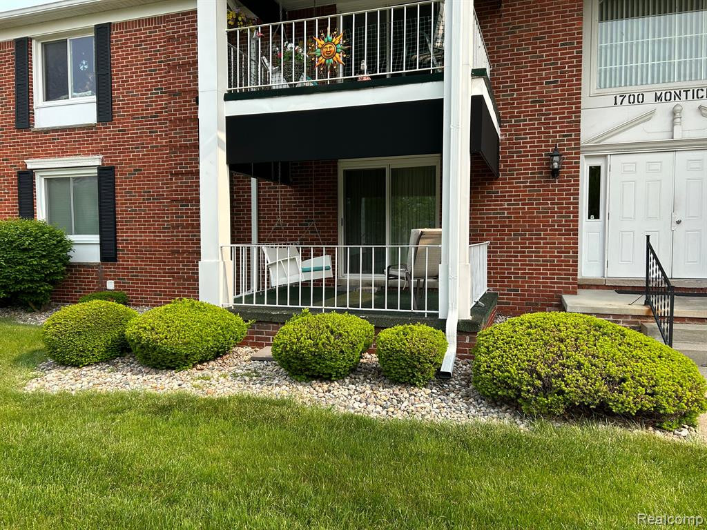1700 MONTICELLO Street, 1, Trenton, MI 48183 — Photo 13