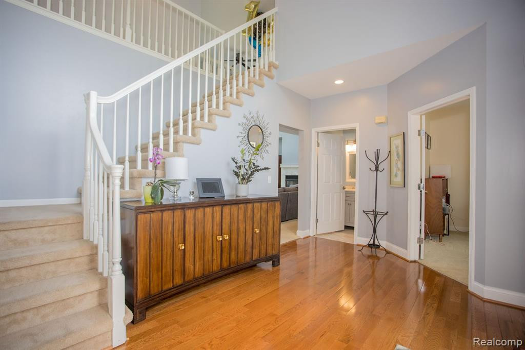 649 DORNOCH Drive, Ann Arbor, MI 48103 — Photo 6