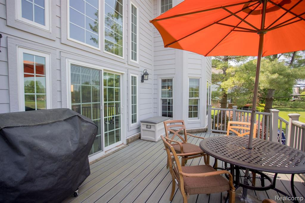 649 DORNOCH Drive, Ann Arbor, MI 48103 — Photo 44