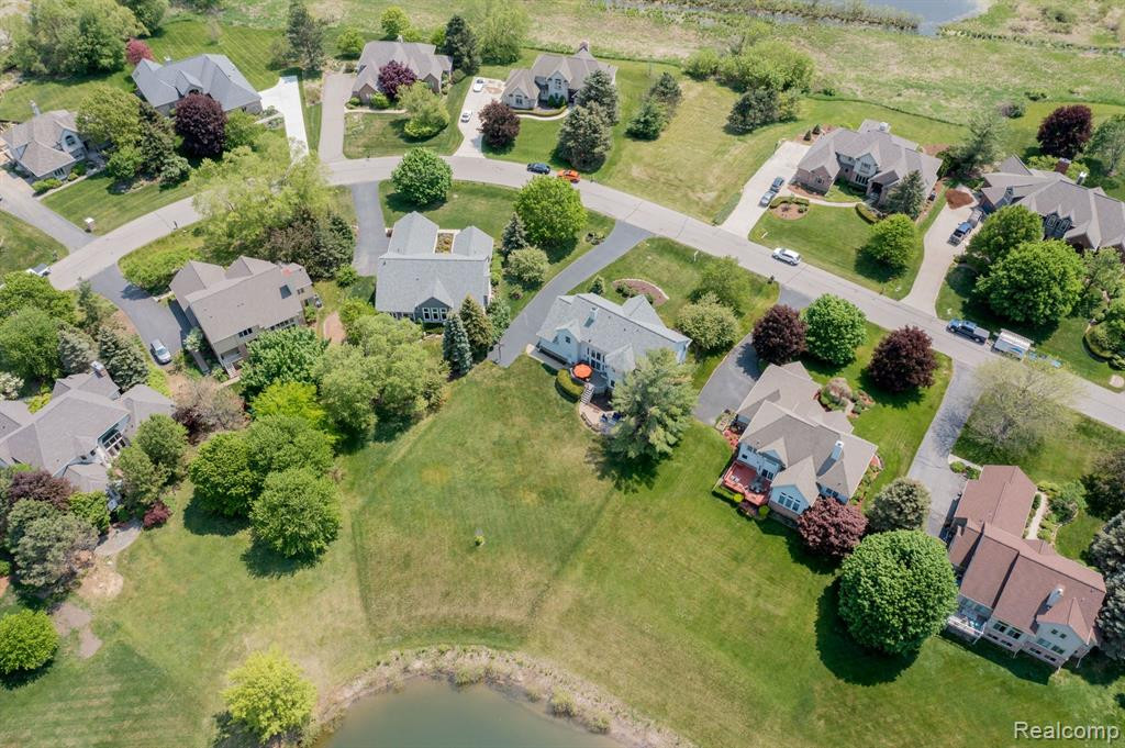 649 DORNOCH Drive, Ann Arbor, MI 48103 — Photo 54
