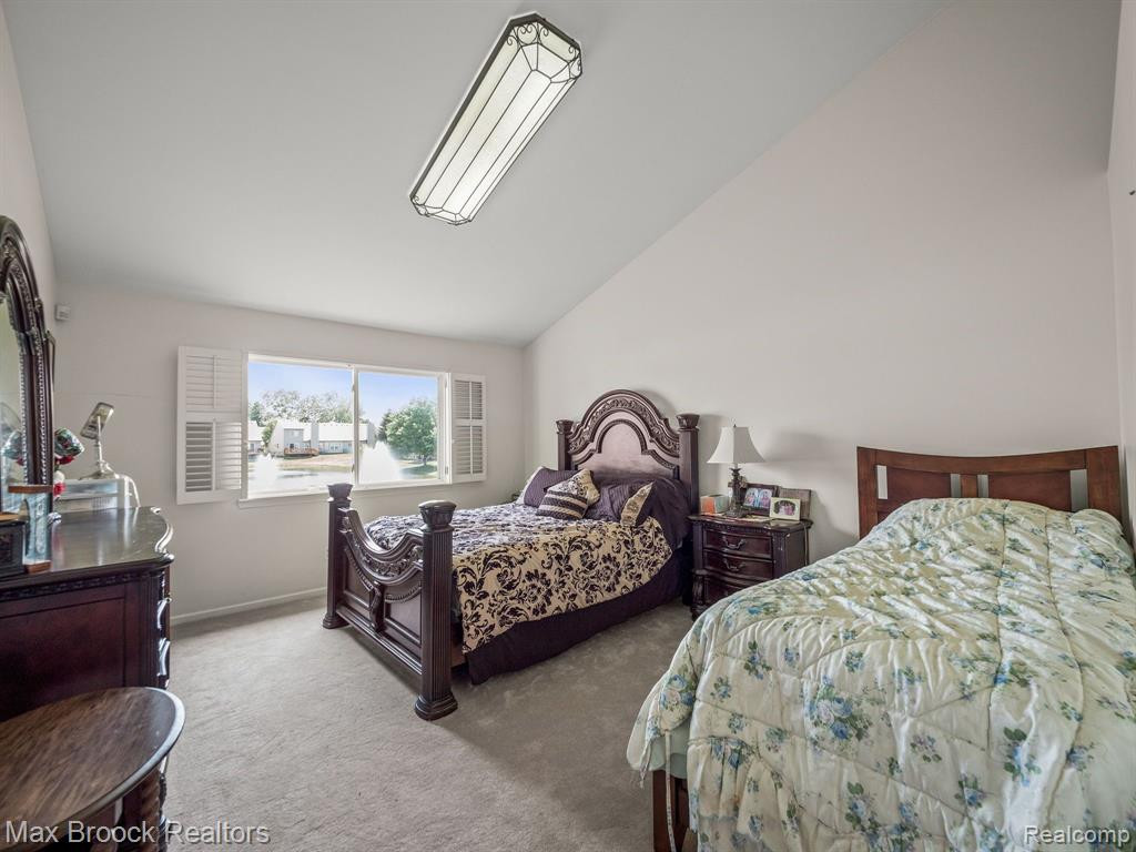 311 WINSLOW Circle, Commerce Twp, MI 48390 — Photo 17
