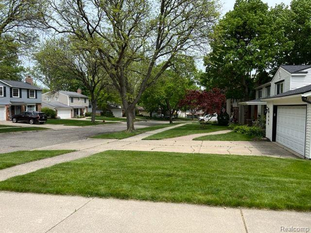 428 WELCH Road N, Northville, MI 48167 — Photo 5