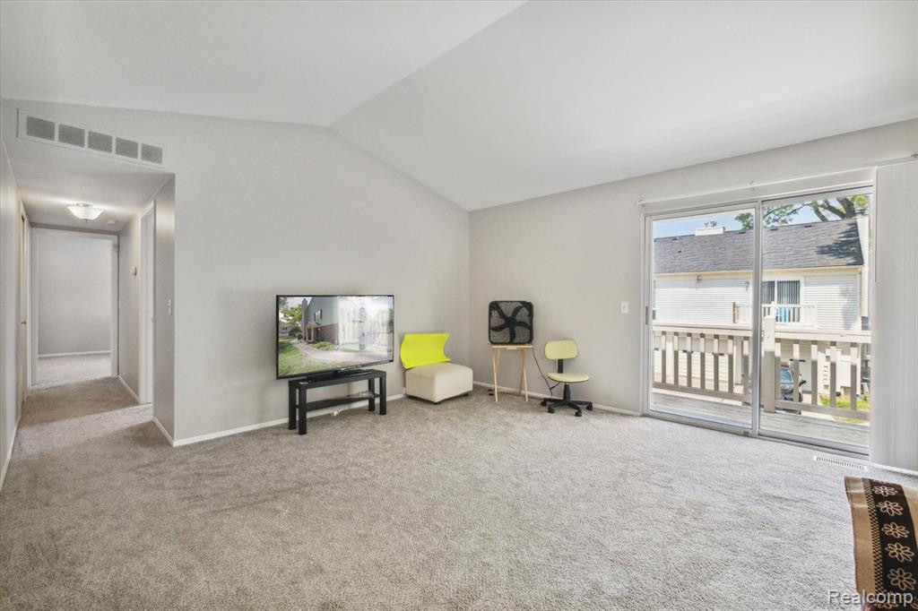 2128 HIDDEN MEADOWS Drive, D, Walled Lake, MI 48390 — Photo 8