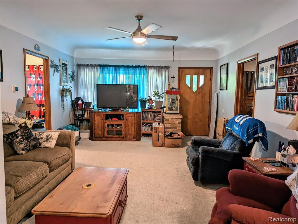 6883 JEFFERSON Road, North Branch, MI 48461 — Photo 10