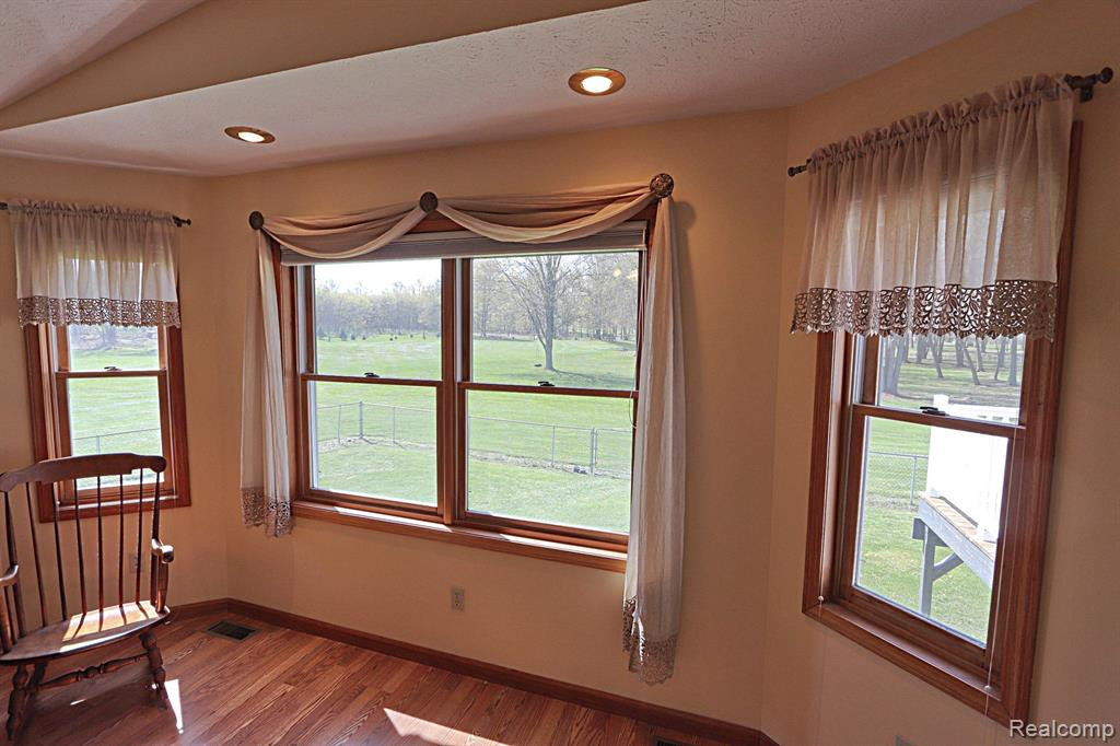 4860 BELL OAK Road, Webberville, MI 48892 — Photo 23