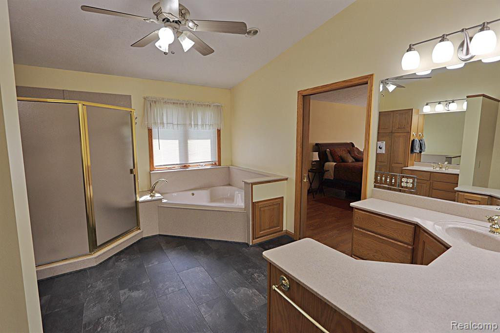 4860 BELL OAK Road, Webberville, MI 48892 — Photo 28