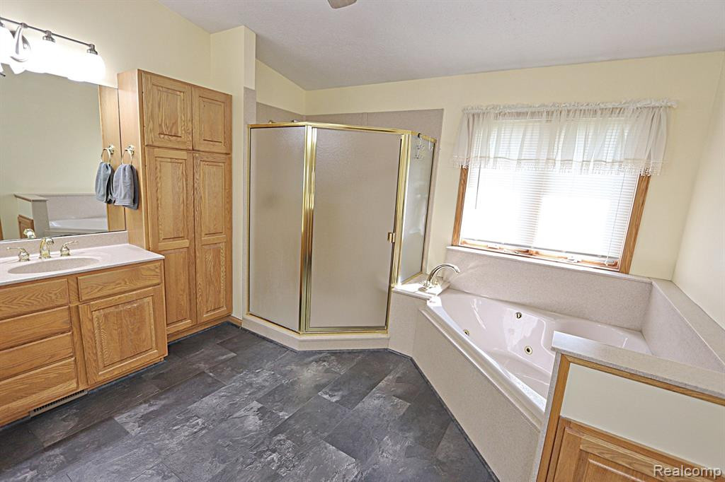 4860 BELL OAK Road, Webberville, MI 48892 — Photo 30