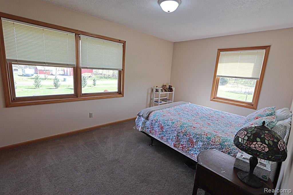 4860 BELL OAK Road, Webberville, MI 48892 — Photo 35